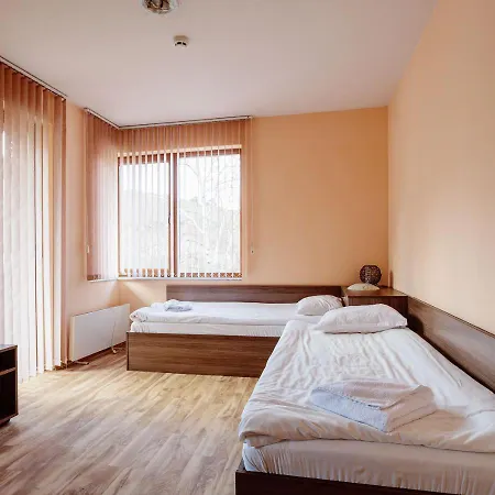 Rodopi بيت ضيافة 4*